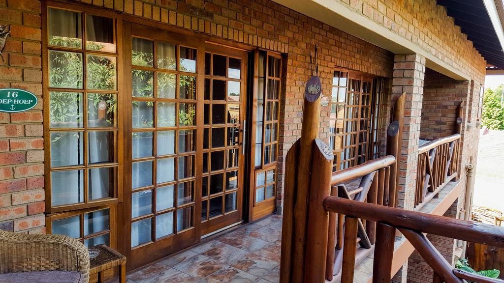 ואנדרביג'לפארק Aark Guest Lodge מראה חיצוני תמונה